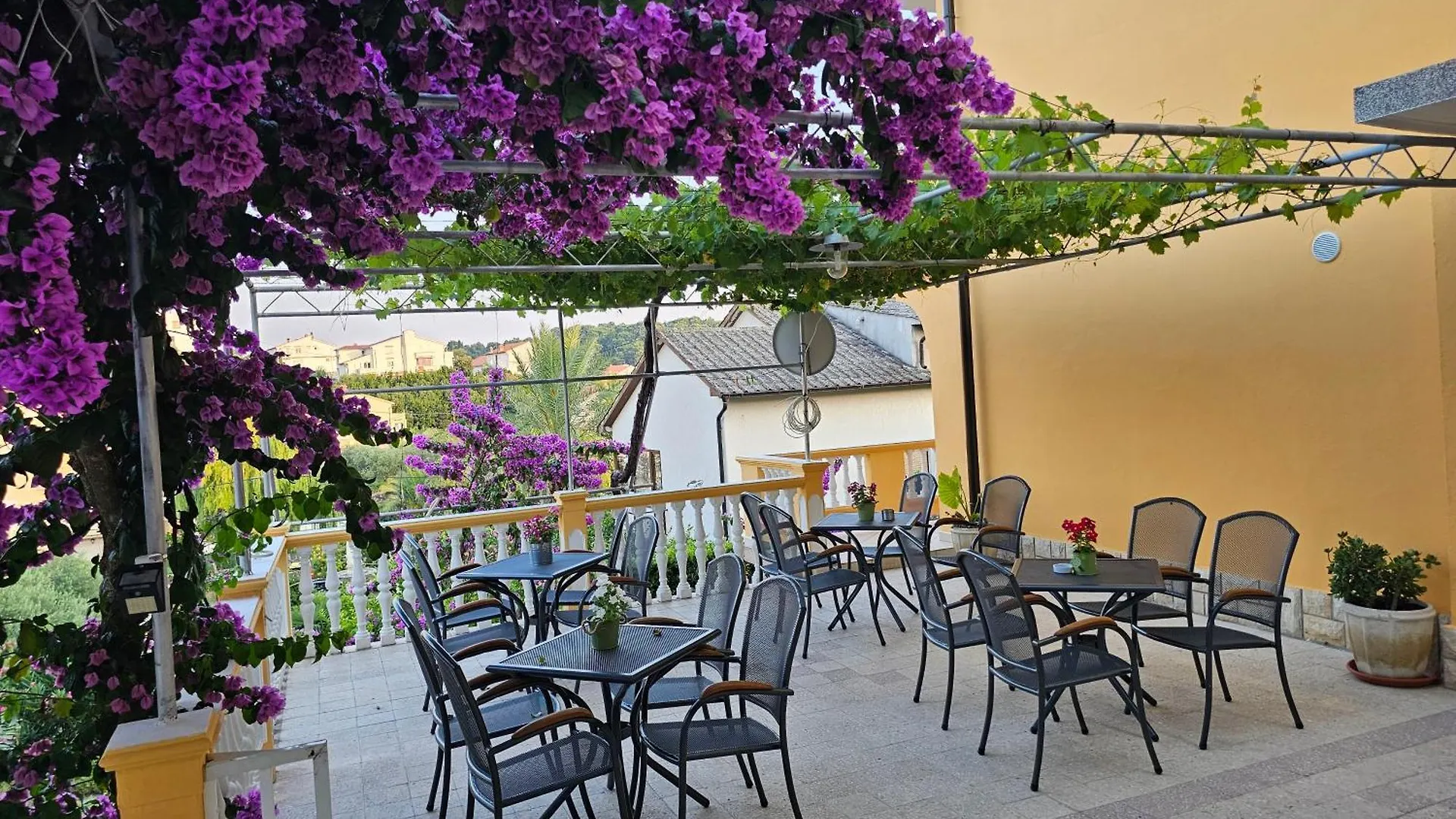 Affittacamere Rooms Neda Rab Town